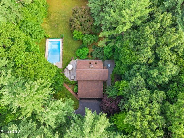 623 Bruno Road, Clifton Park, NY 12065