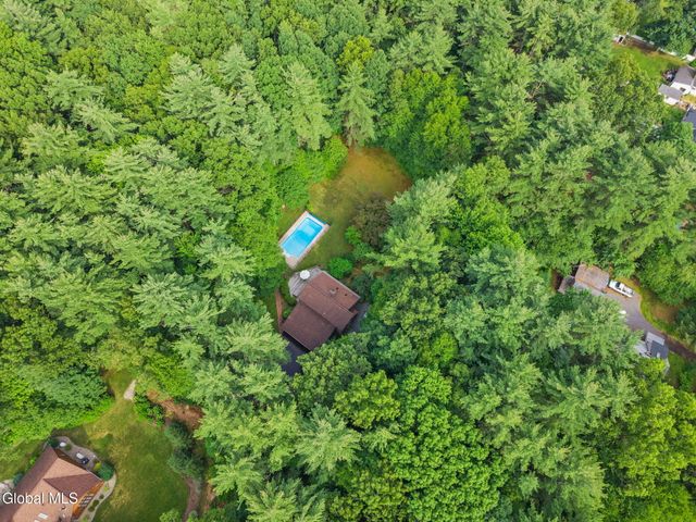 623 Bruno Road, Clifton Park, NY 12065