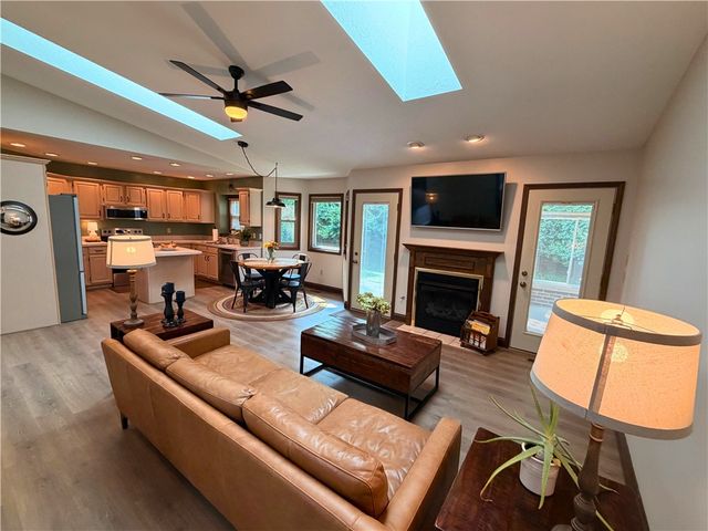 2244 Blackoak Drive, Troy, OH 45373
