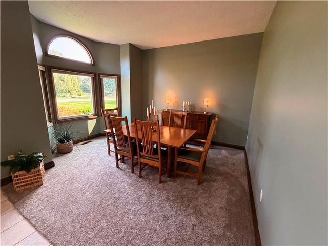 2244 Blackoak Drive, Troy, OH 45373