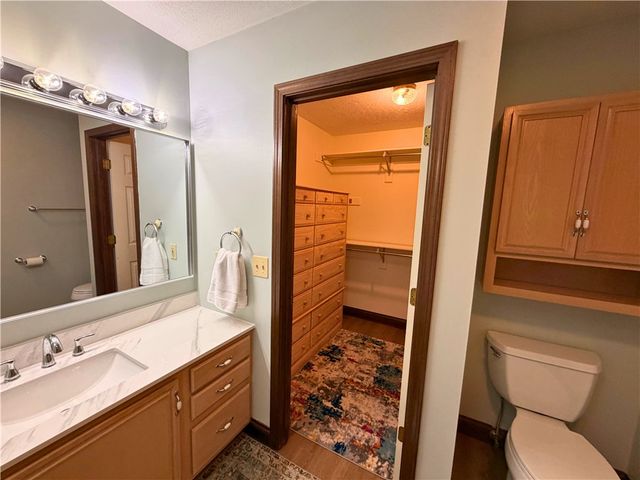 2244 Blackoak Drive, Troy, OH 45373
