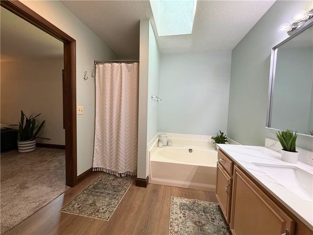 2244 Blackoak Drive, Troy, OH 45373