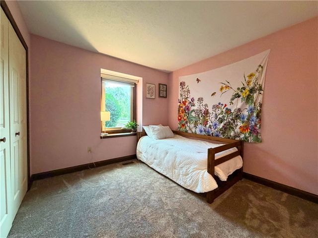 2244 Blackoak Drive, Troy, OH 45373