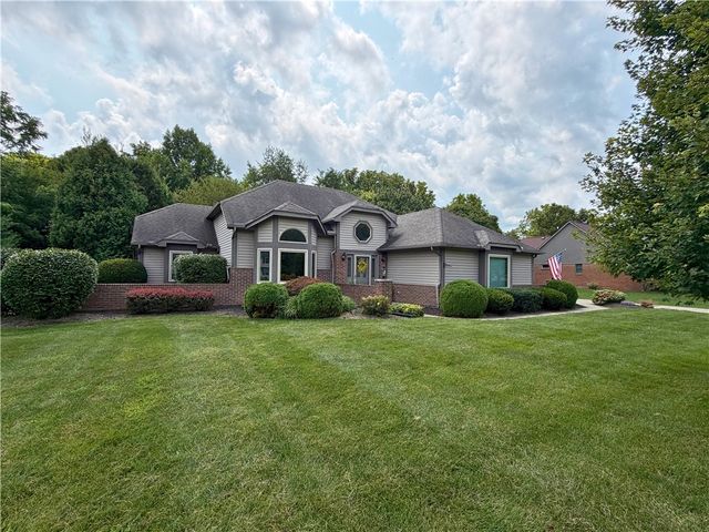 2244 Blackoak Drive, Troy, OH 45373