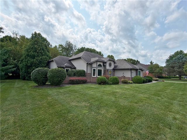 2244 Blackoak Drive, Troy, OH 45373