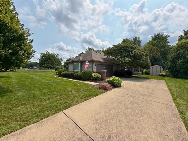 2244 Blackoak Drive, Troy, OH 45373
