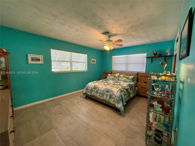 201 SE 3rd Ave, Pompano Beach, FL 33060