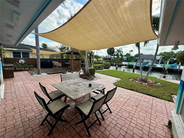 201 SE 3rd Ave, Pompano Beach, FL 33060