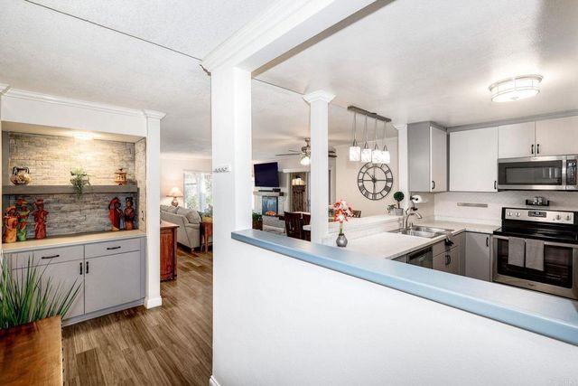 10250 Caminito Cuervo 15, Mission Valley, CA 92108