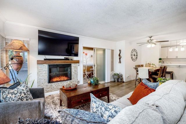 10250 Caminito Cuervo 15, Mission Valley, CA 92108