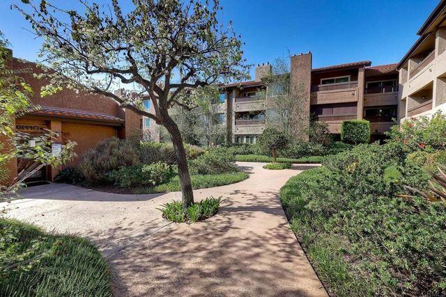 10250 Caminito Cuervo 15, Mission Valley, CA 92108