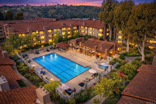 10250 Caminito Cuervo 15, Mission Valley, CA 92108