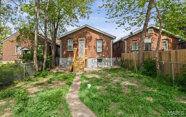 4834 Margaretta Avenue, St Louis, MO 63115