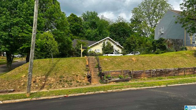 525 5TH COURT S, Birmingham, AL 35212