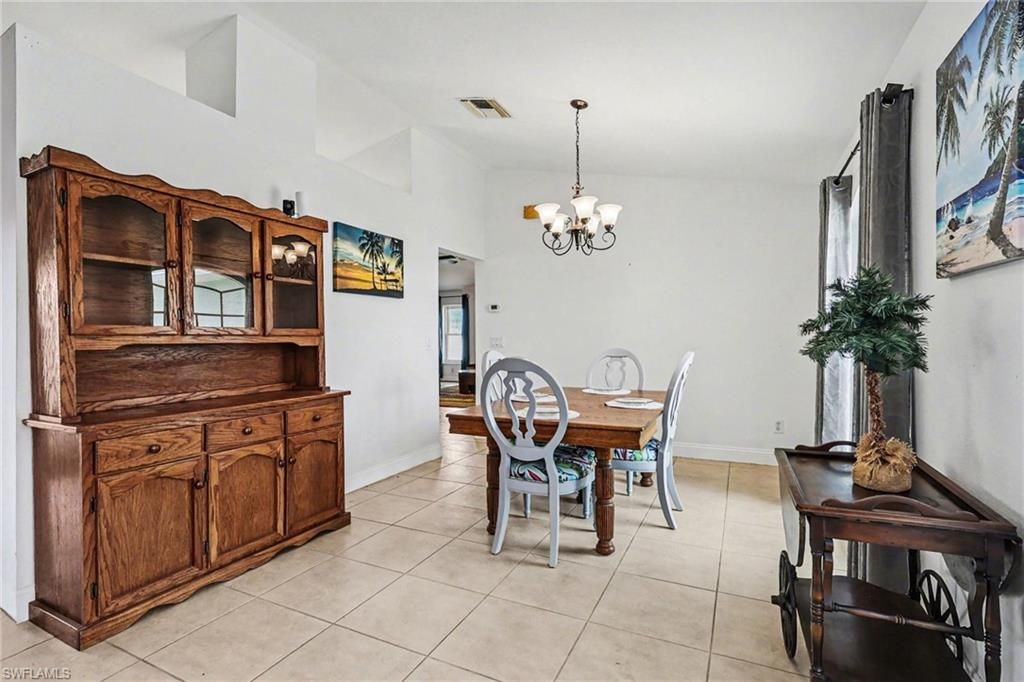 Image 5 of property listing at 3754 SE 3rd AVE, Cape Coral, FL 33904