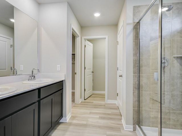 416 Wild Spur LN, Liberty Hill, TX 78642