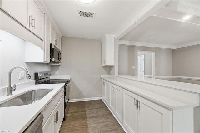 426 San Roman DR, Chesapeake, VA 23322