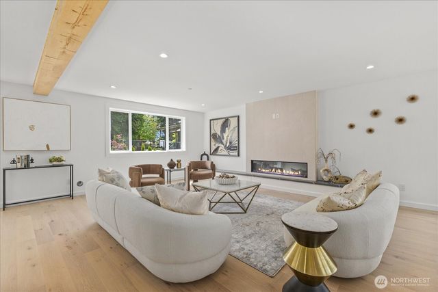 230 SW 183rd Street, Normandy Park, WA 98166