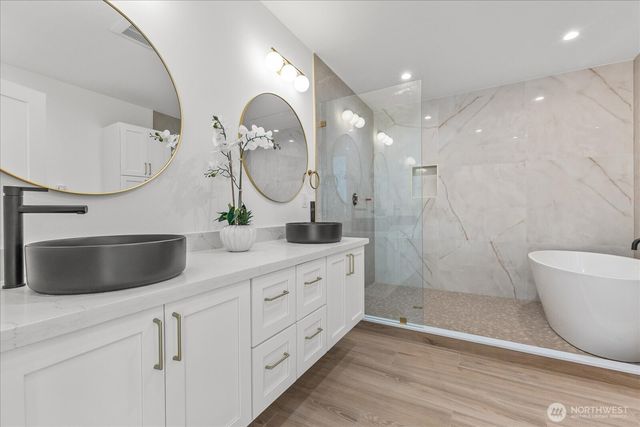 230 SW 183rd Street, Normandy Park, WA 98166