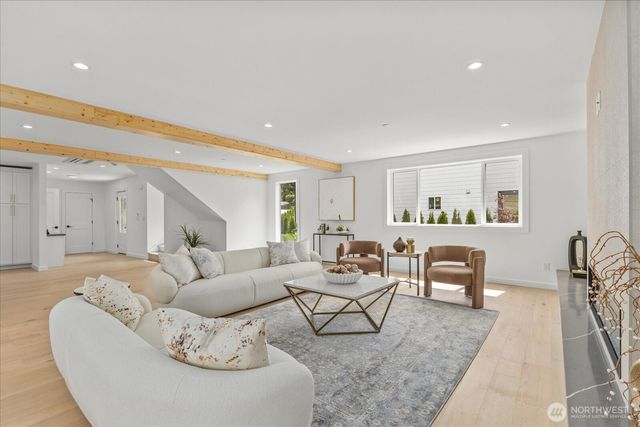 230 SW 183rd Street, Normandy Park, WA 98166