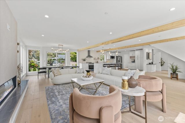 230 SW 183rd Street, Normandy Park, WA 98166