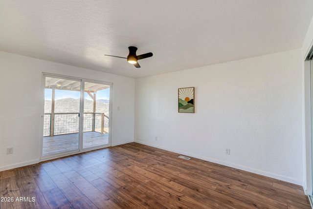 7580 W Lowell Drive, Kirkland, AZ 86332