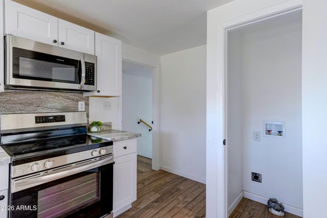 7580 W Lowell Drive, Kirkland, AZ 86332