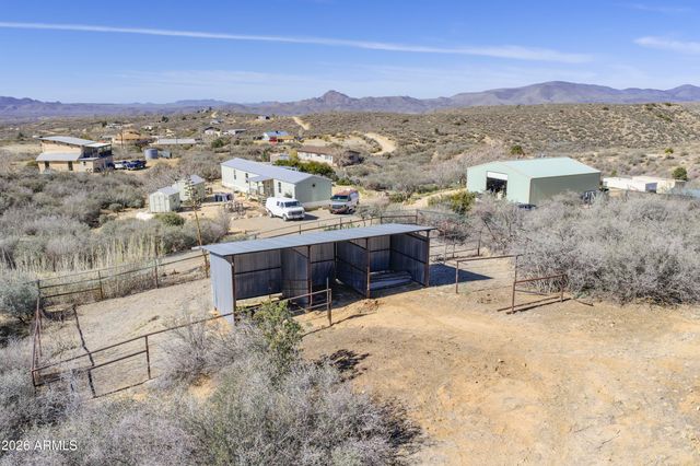 7580 W Lowell Drive, Kirkland, AZ 86332