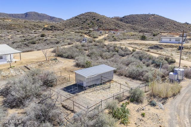 7580 W Lowell Drive, Kirkland, AZ 86332