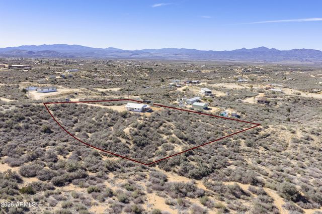 7580 W Lowell Drive, Kirkland, AZ 86332