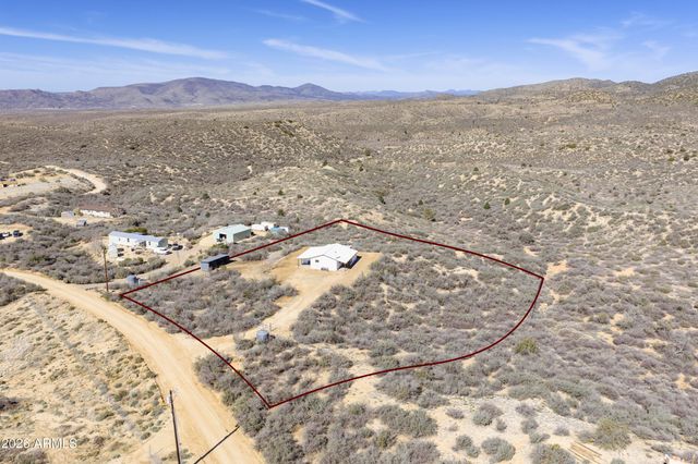 7580 W Lowell Drive, Kirkland, AZ 86332