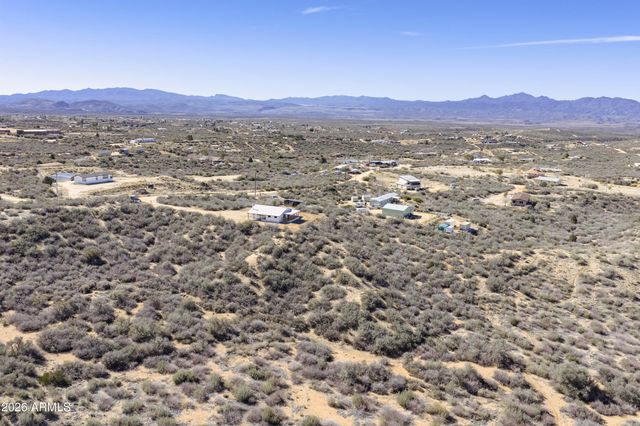 7580 W Lowell Drive, Kirkland, AZ 86332