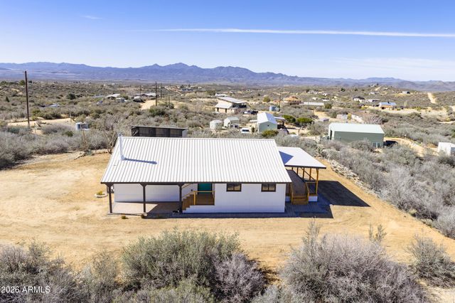 7580 W Lowell Drive, Kirkland, AZ 86332