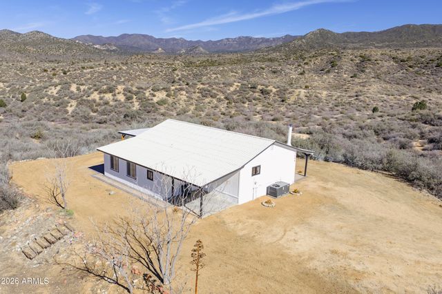 7580 W Lowell Drive, Kirkland, AZ 86332