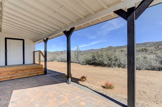 7580 W Lowell Drive, Kirkland, AZ 86332