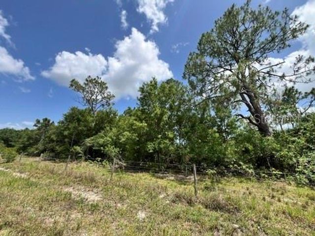 21041 GRANVILLE ROAD, North Fort Myers, FL 33917