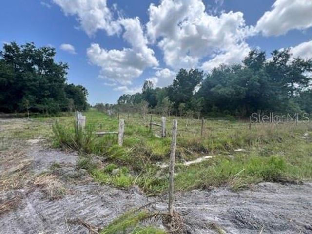 21041 GRANVILLE ROAD, North Fort Myers, FL 33917