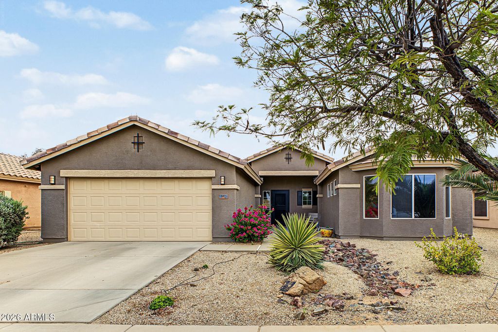 137 S HANCOCK Trail, Casa Grande, AZ 85194 — exterior