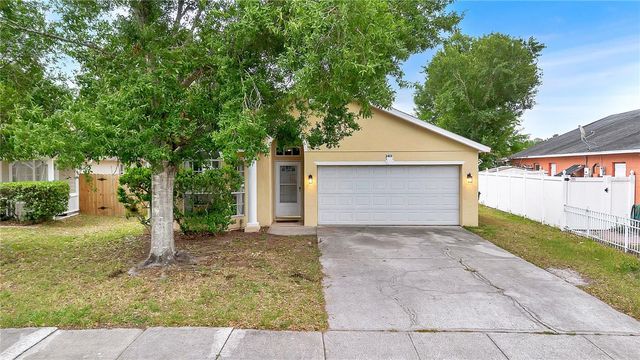 2413 RADNOR AVENUE, Orlando, FL 32826