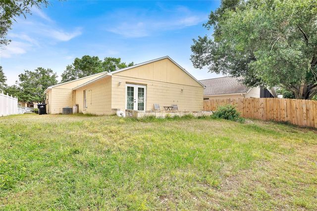 2413 RADNOR AVENUE, Orlando, FL 32826