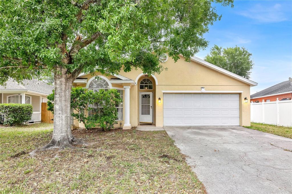 2413 RADNOR AVENUE, Orlando, FL 32826
