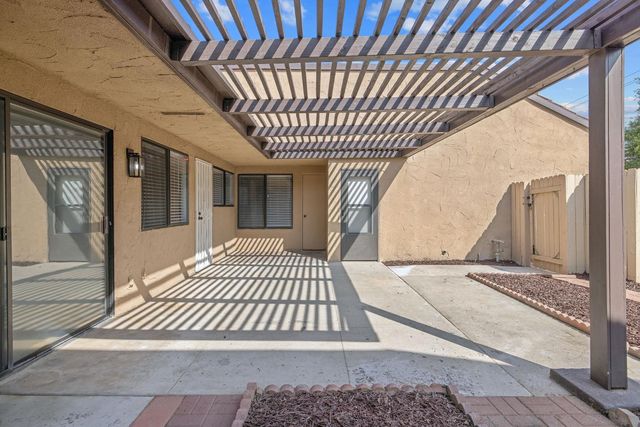 1705 W Santa Ana Avenue, Fresno, CA 93705