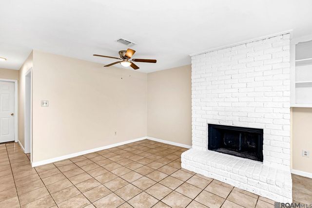 8115 Jefferson Park Dr, Baton Rouge, LA 70817