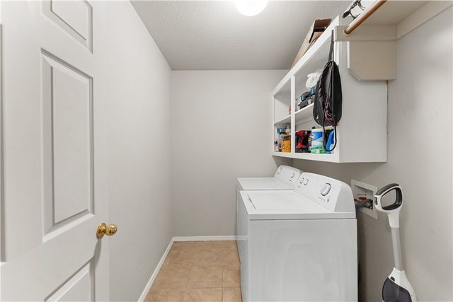 399 Cascade Circle, Springdale, AR 72764