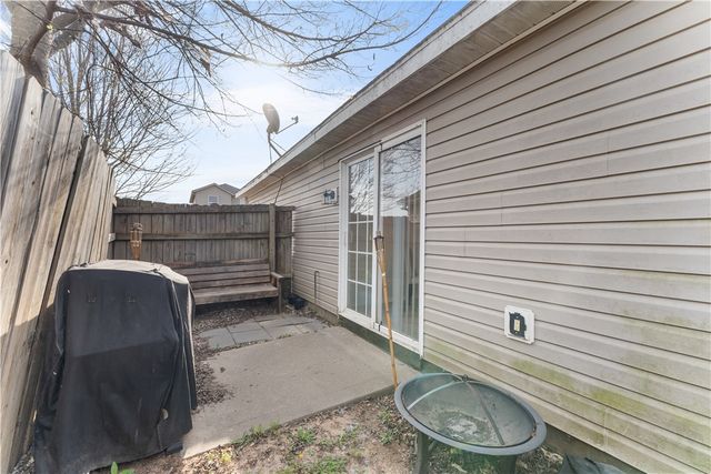 399 Cascade Circle, Springdale, AR 72764