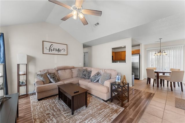 399 Cascade Circle, Springdale, AR 72764