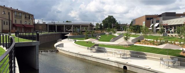 399 Cascade Circle, Springdale, AR 72764