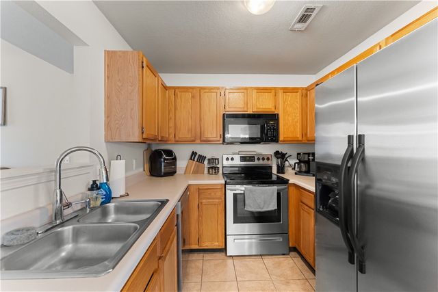 399 Cascade Circle, Springdale, AR 72764