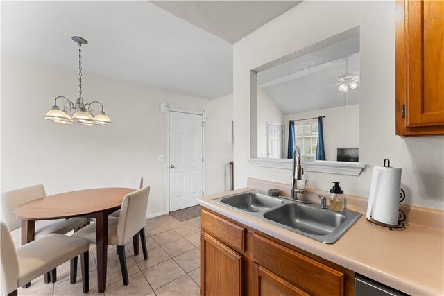 399 Cascade Circle, Springdale, AR 72764