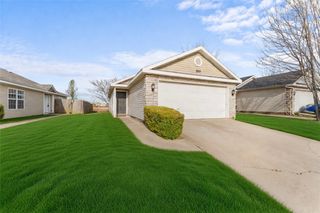 399 Cascade Circle, Springdale, AR 72764